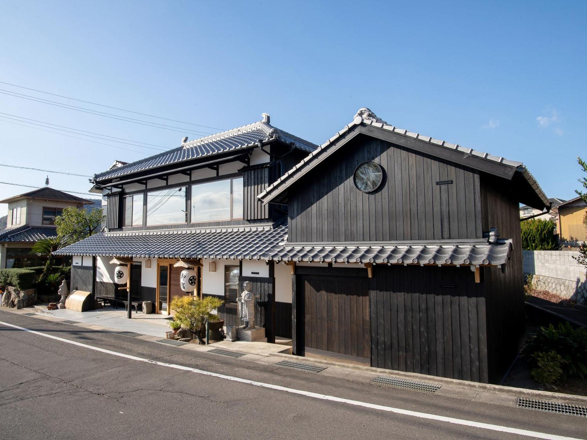 御宿鷹柳 Takamatsu Luaran gambar