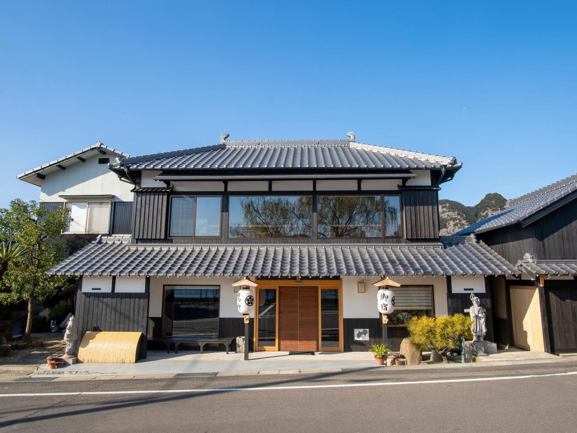 御宿鷹柳 Takamatsu Luaran gambar